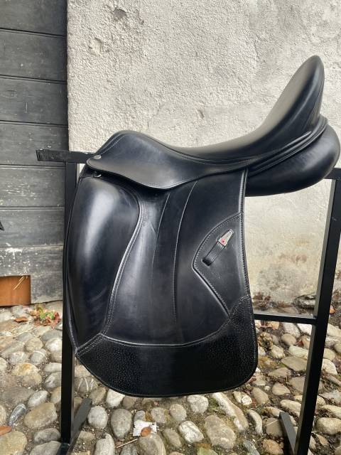 Sella da dressage Equipe  17.5" - 2021