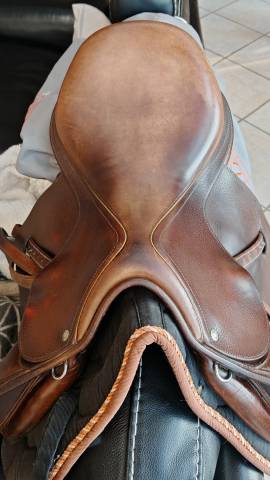 Sella da salto ostacoli Childeric  18" - 2009