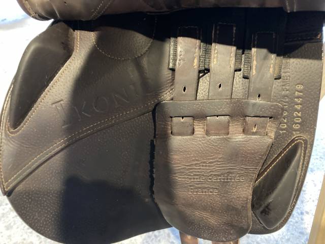 Sella da salto ostacoli Ikonic  17.5" - 2016