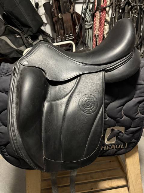 Sella da dressage Forestier  17" - 2024