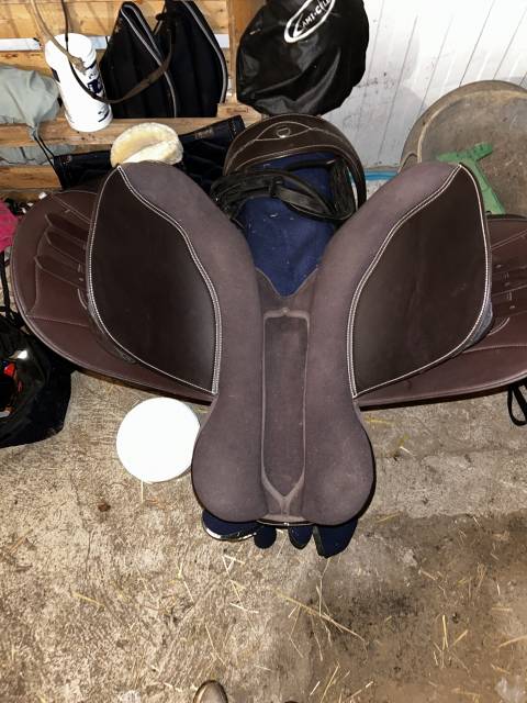 Sella mista Norton  17" - 2025