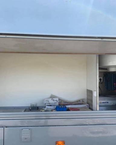 Camion per Cavalli Renault MEDIUM 2006 Occasione