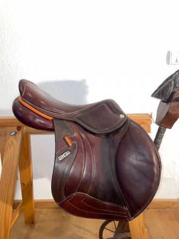 Sella da salto ostacoli CWD  17.5" - 2018