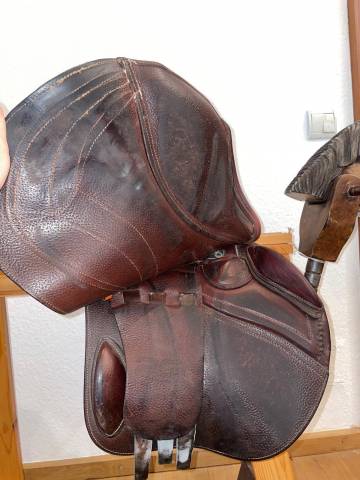 Sella da salto ostacoli CWD  17.5" - 2018