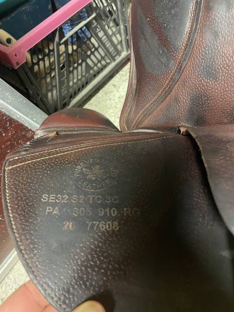 Sella da salto ostacoli CWD  17.5" - 2018