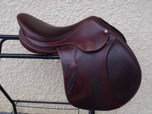 Sella da salto ostacoli Antar&egrave;s  17.5" - 2021