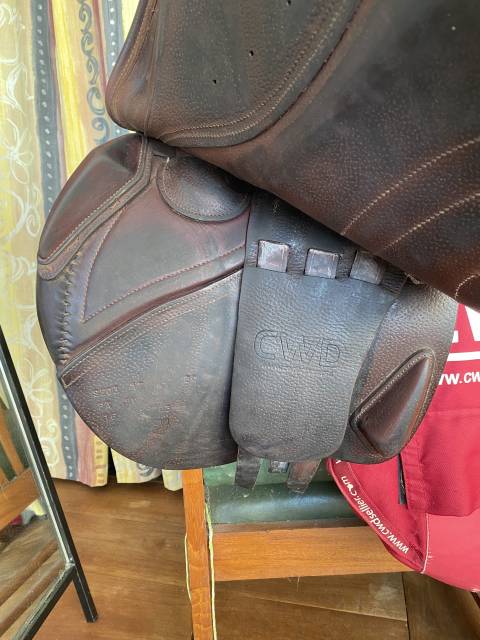 Sella da salto ostacoli CWD  17" - 2016