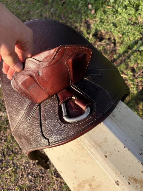 Sella da salto ostacoli CWD  18" - 2017