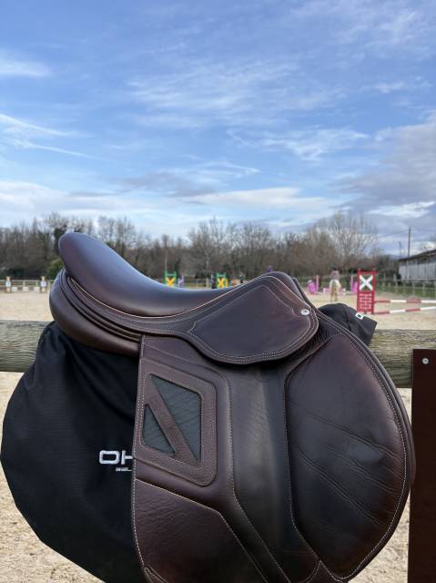 Sella da salto ostacoli  Okles 17.5" - 2019