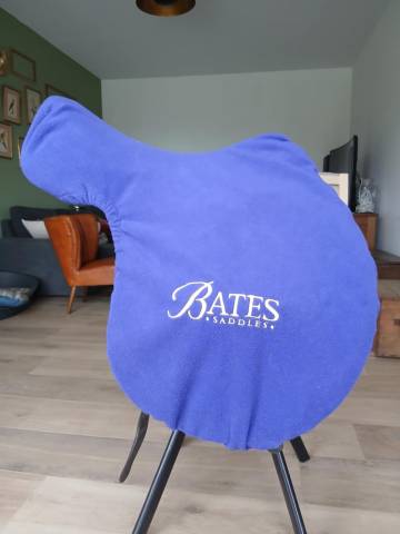 Sella da salto ostacoli Bates  17" - 2017