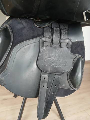 Sella da salto ostacoli Bates  17" - 2017