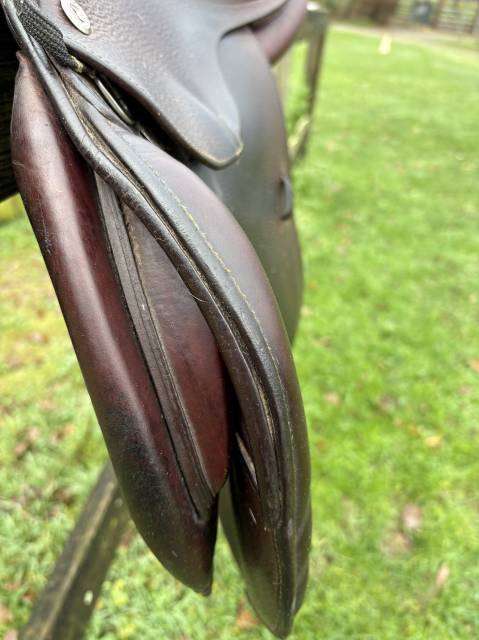 Sella da salto ostacoli CWD SE01 17.5" - 2018