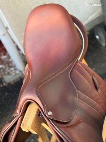 Sella da salto ostacoli Butet  17" - 2021