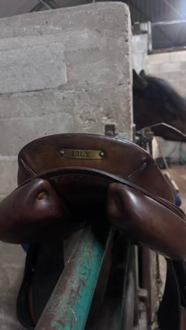 Sella da salto ostacoli Delgrange  17.5" - 2008