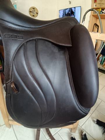 Sella da dressage GBS  17.5" - 2023