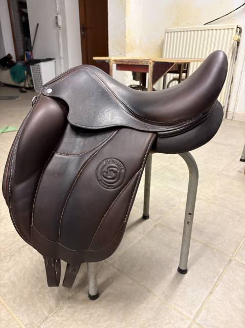 Sella da dressage Forestier  16.5" - 2024