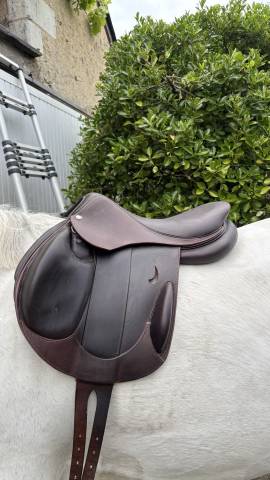 Sella da cross Devoucoux  16.5" - 2024