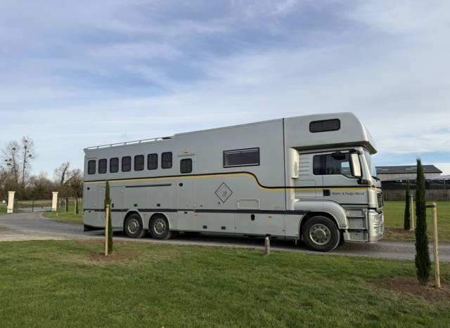 Camion per Cavalli Man 400 chx double essieu  2010 Occasione