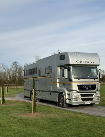 Camion per Cavalli Man 400 chx double essieu  2010 Occasione