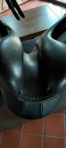 Sella da dressage  Manta Cuir  17" - 2020