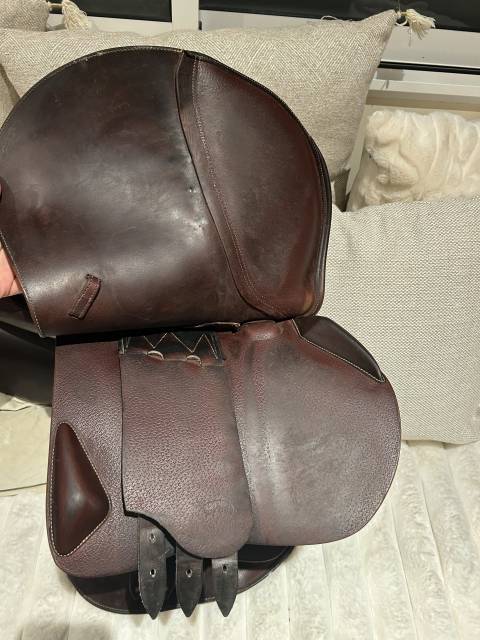 Sella da salto ostacoli Devoucoux  18" - 2022