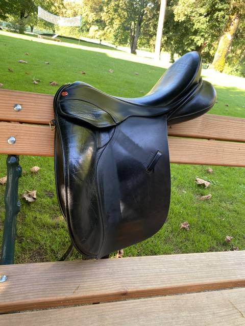 Sella da dressage  Euroriding Diamond 17" - 2015