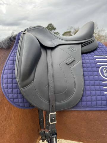 Sella da dressage Antar&egrave;s  17" - 2022