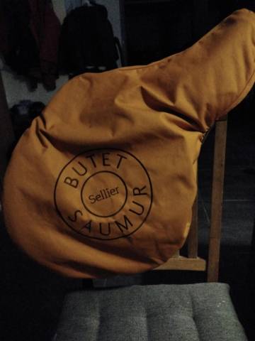 Sella da salto ostacoli Butet  17.5" - 2024