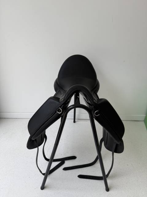 Sella da dressage Aulion  18" - 2021