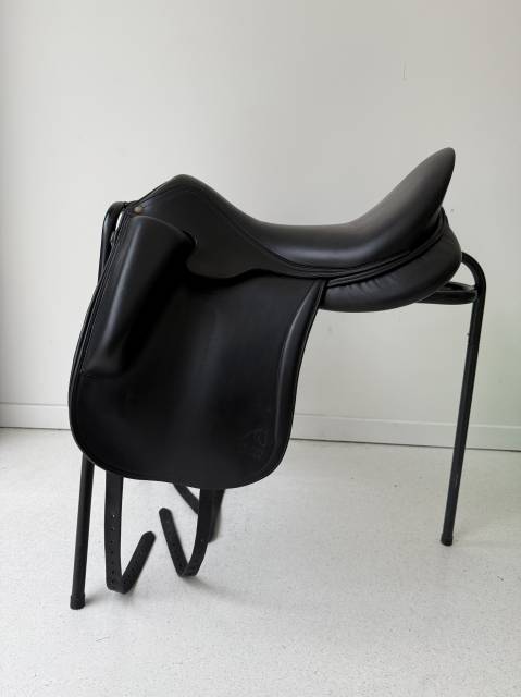 Sella da dressage Aulion  18" - 2021