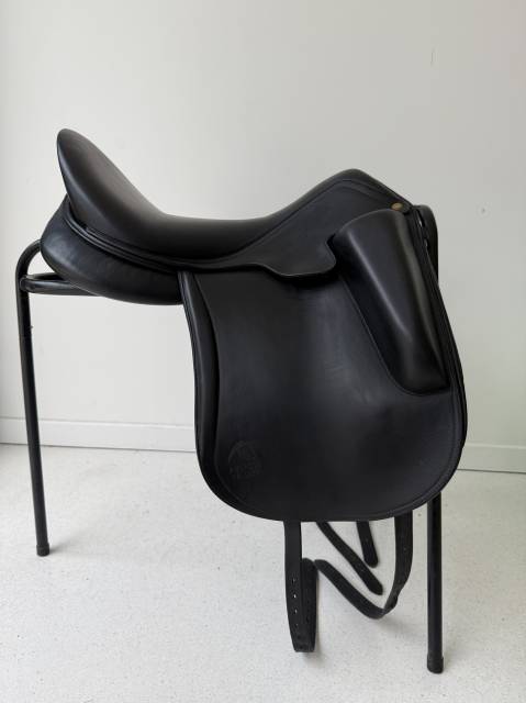 Sella da dressage Aulion  18" - 2021