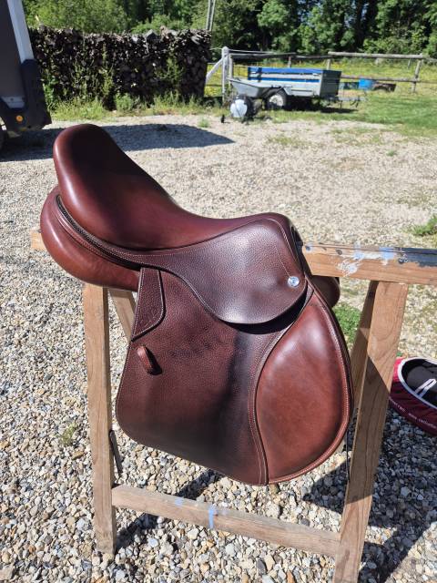 Sella mista CWD  17.5" - 2021