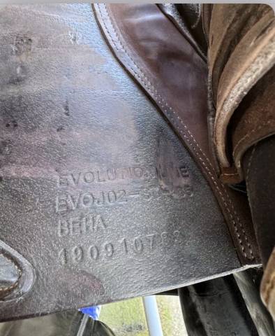 Sella mista Ikonic &Eacute;volution  16.5" - 2018