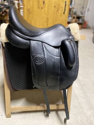 Sella da dressage Forestier  17" - 2021