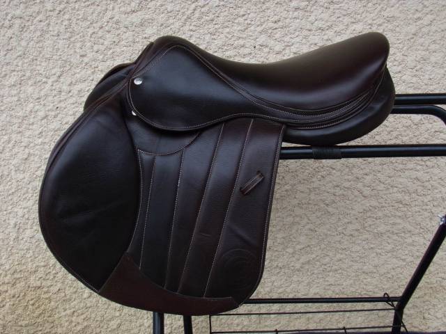 Sella da salto ostacoli Forestier  17.5" - 2024