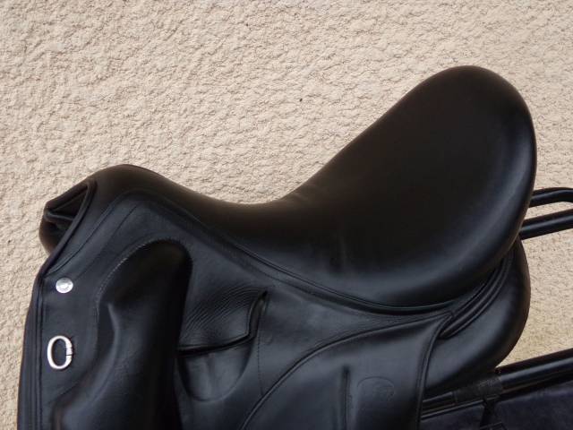 Sella da dressage Devoucoux  17" - 2018