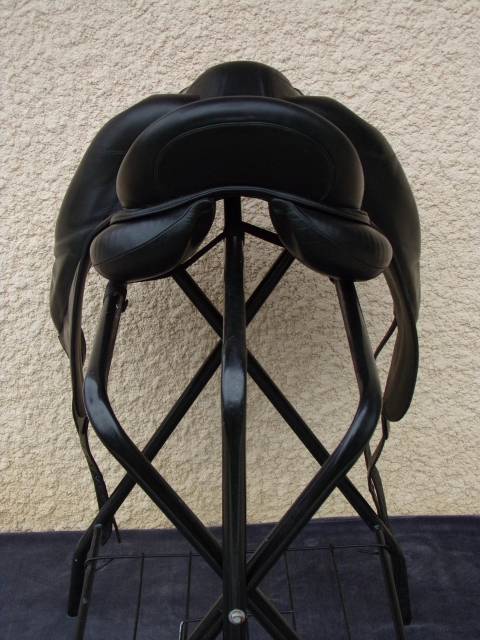 Sella da dressage Devoucoux  17" - 2018