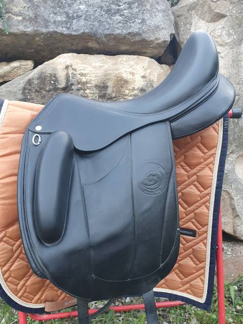 Sella da dressage Forestier  17.5" - 2020