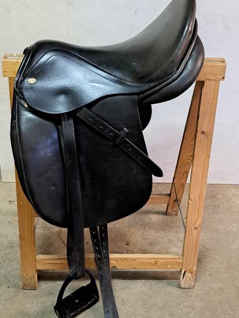 Sella da dressage  Knight rider 17.5" - 2010