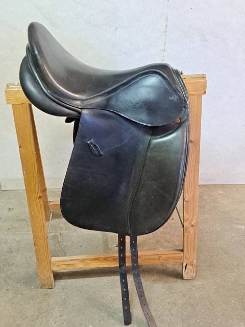 Sella da dressage  Knight rider 17.5" - 2010