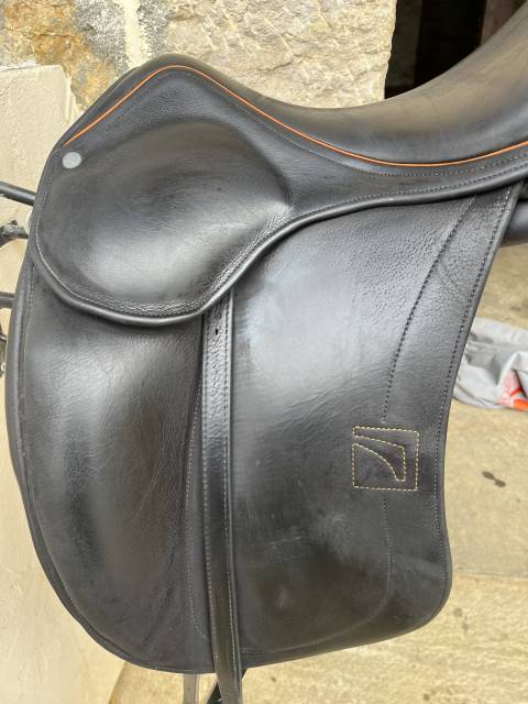Sella da dressage Childeric  17.5" - 2017