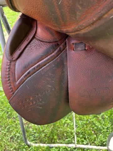 Sella da salto ostacoli CWD SEMI CREUX - 2C 17.5" - 2006