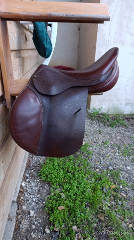 Sella da salto ostacoli Forestier  17" - 2016