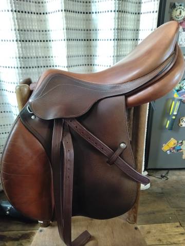 Sella da salto ostacoli  osiris 17" - 2010