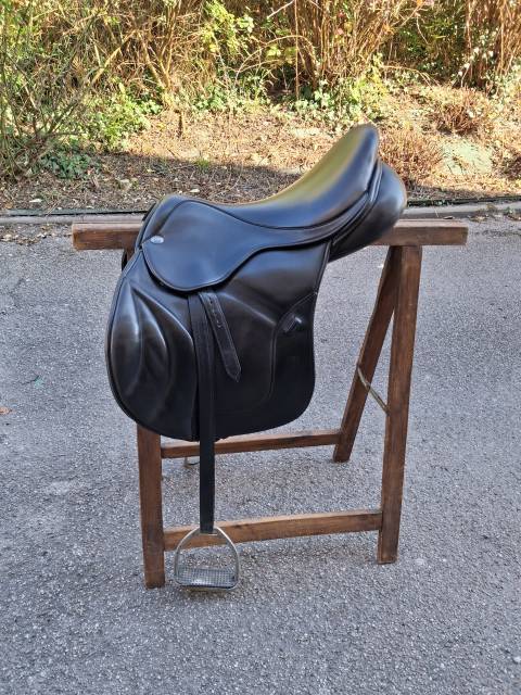 Altra sella Fairfax  17" - 2020