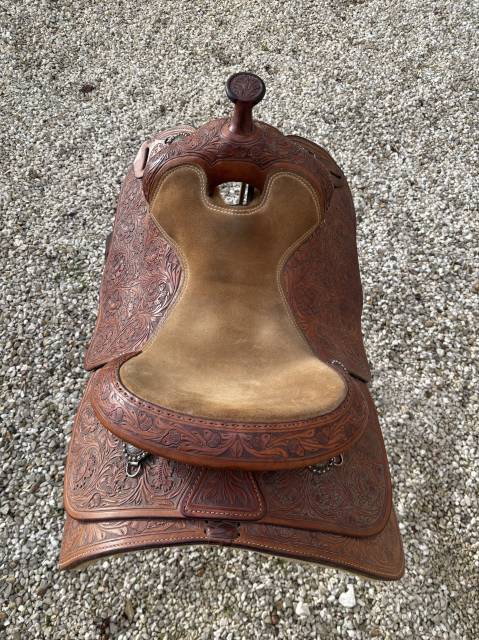 Sella western   16" - 2020