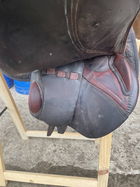 Sella da salto ostacoli CWD  17.5" - 2014