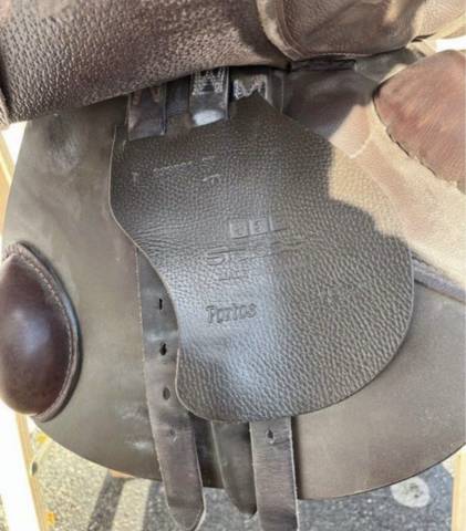 Sella da salto ostacoli Stubben  17.5" - 2022