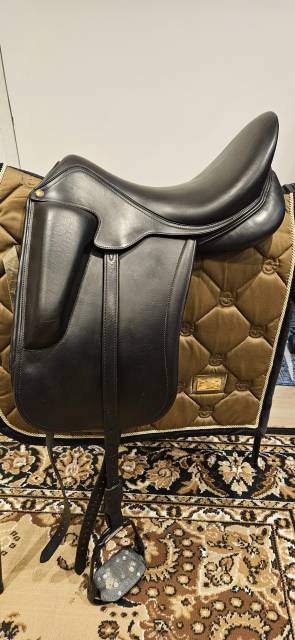 Sella da dressage Aulion  16.5" - 2022