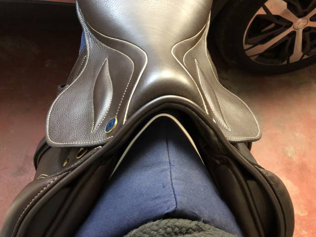 Sella da salto ostacoli Stubben  17.5" - 2022